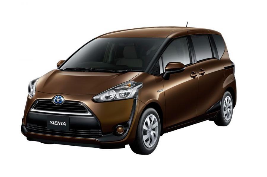  Toyota Sienta 2016 года  (фото 6 из 9)